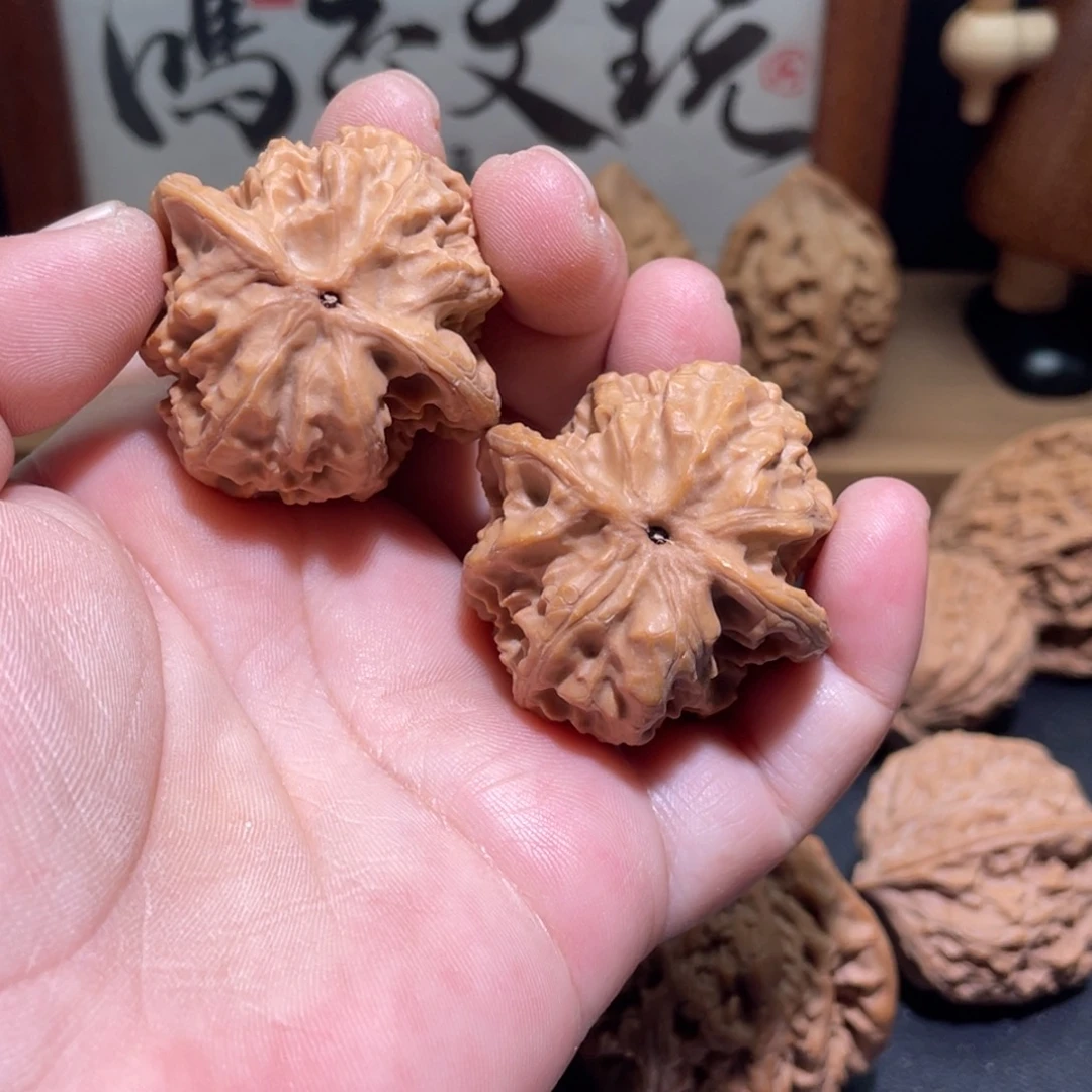 t****桃核吊坠野狼狮子头