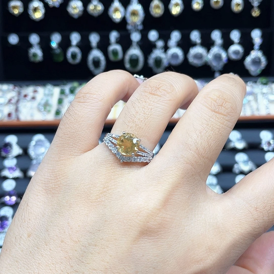 阿***鬼戒指银S925镶嵌黄晶