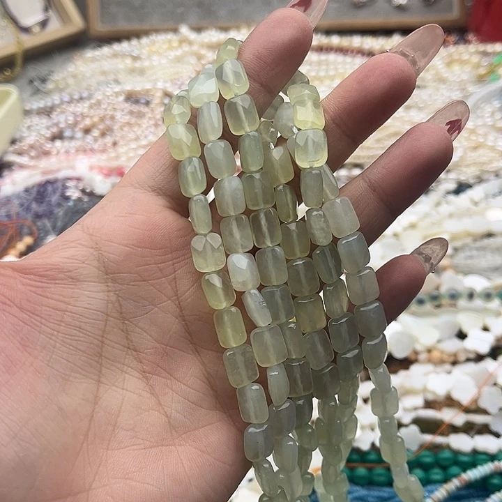 玛瑙/玉髓珠宝半成品未镶嵌一条8/10mm左右岫玉长方片