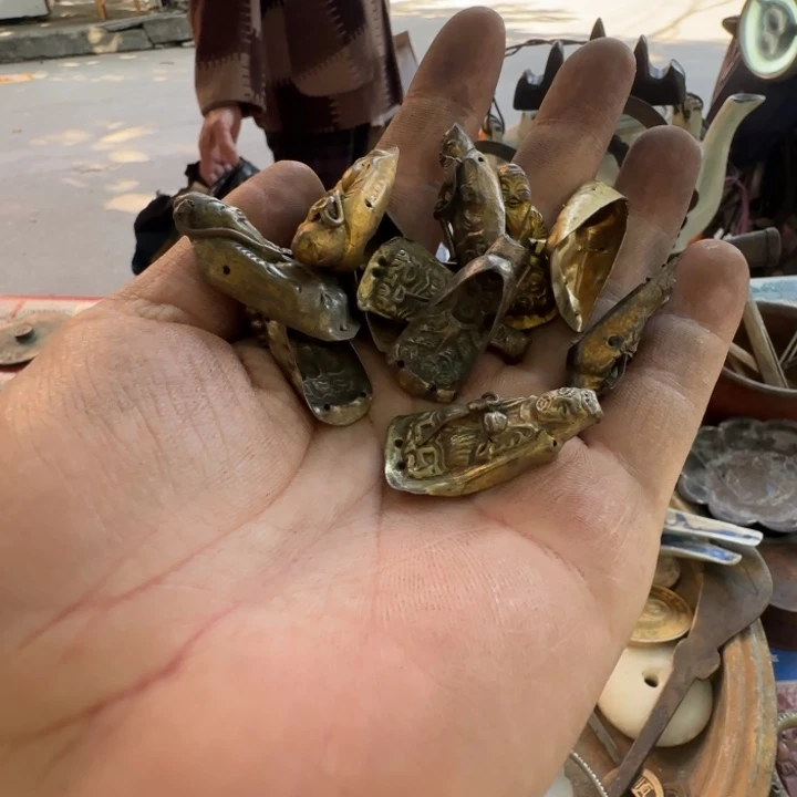 以***友铜铁合金类废旧金属制品