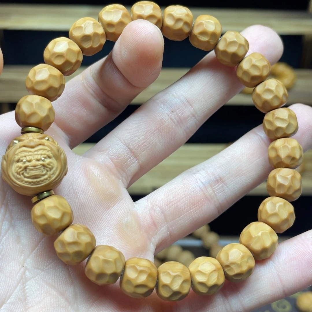 。***心猴头核桃吊坠奶酪+恶僧