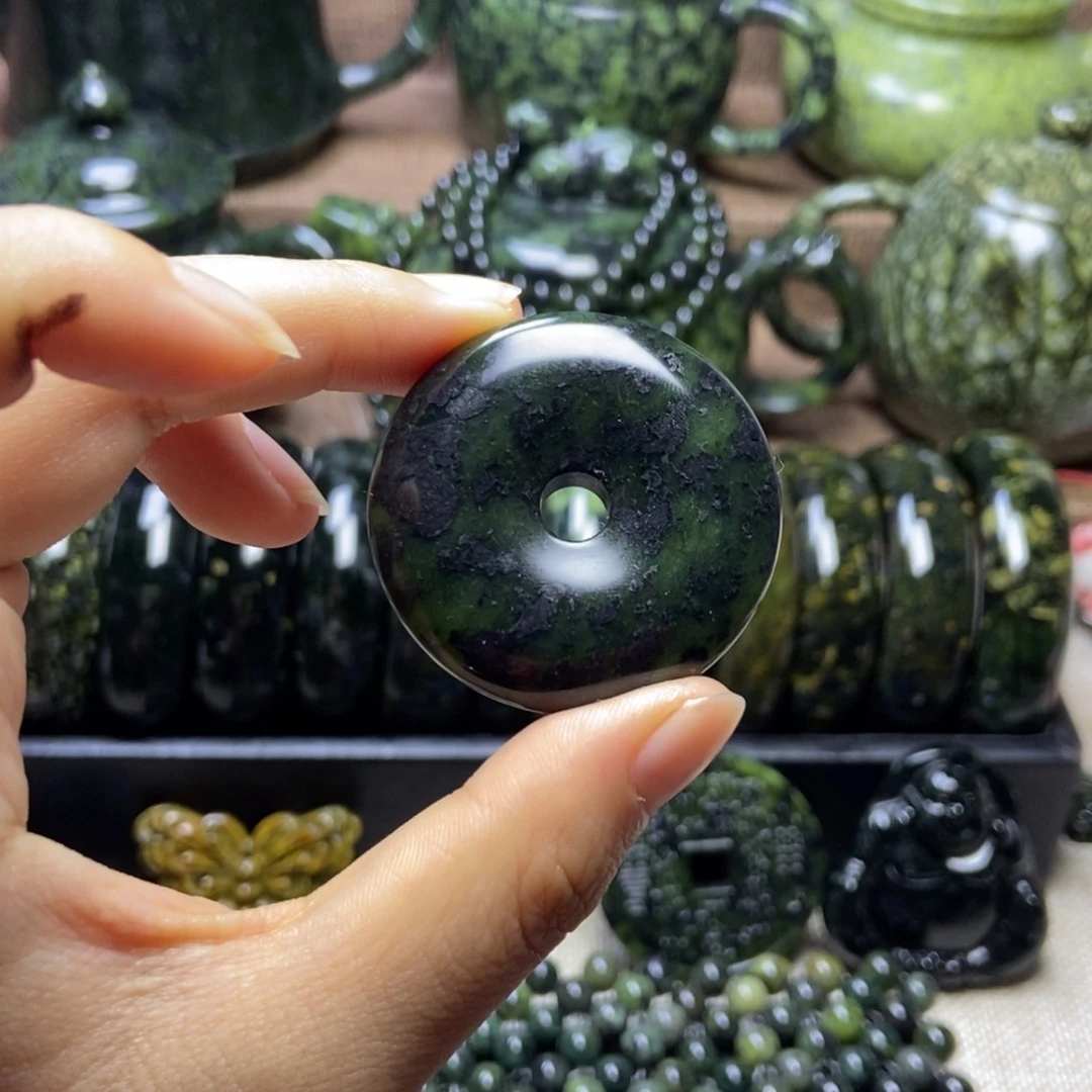 蛇纹石玉未镶嵌药王石平安扣