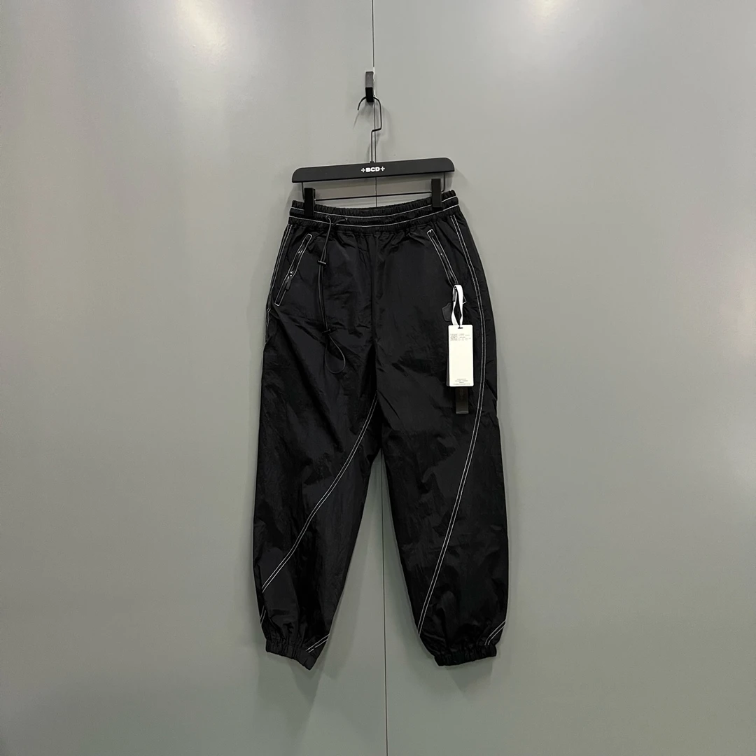95新 maje a ADER ERROR 黑色抽绳刺绣束脚裤 A1 A2009555