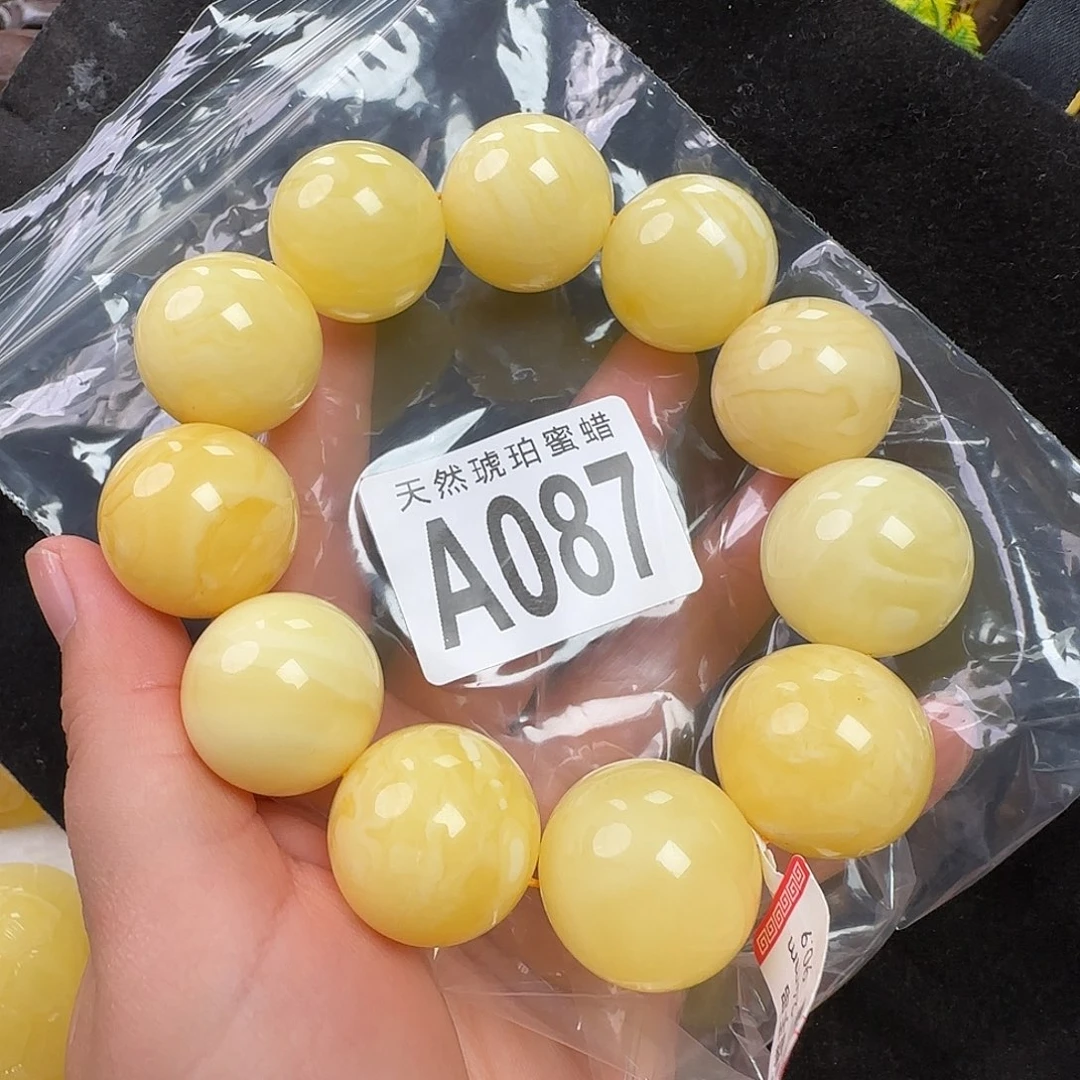 妞***好蜜蜡未镶嵌珠宝奇石24