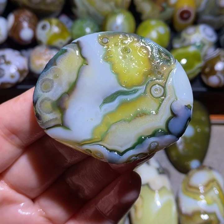 未镶嵌玛瑙/玉髓珠宝半成品24