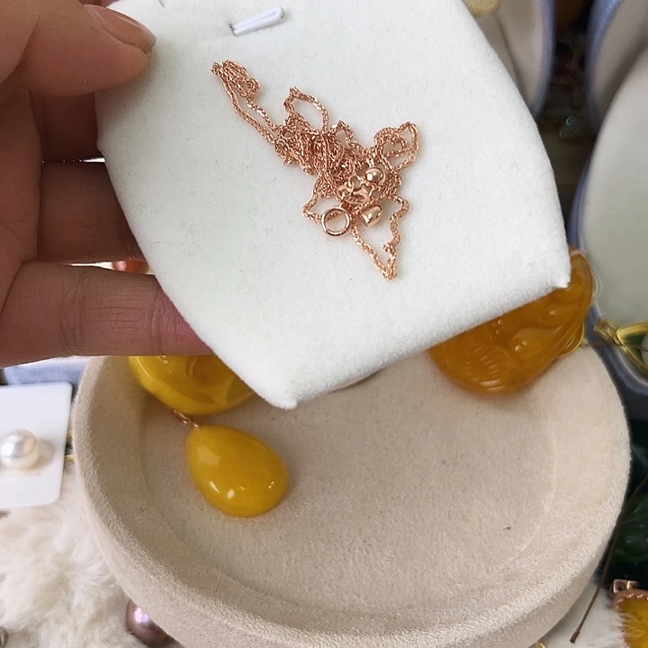 和田玉（碧玉）未镶嵌车挂