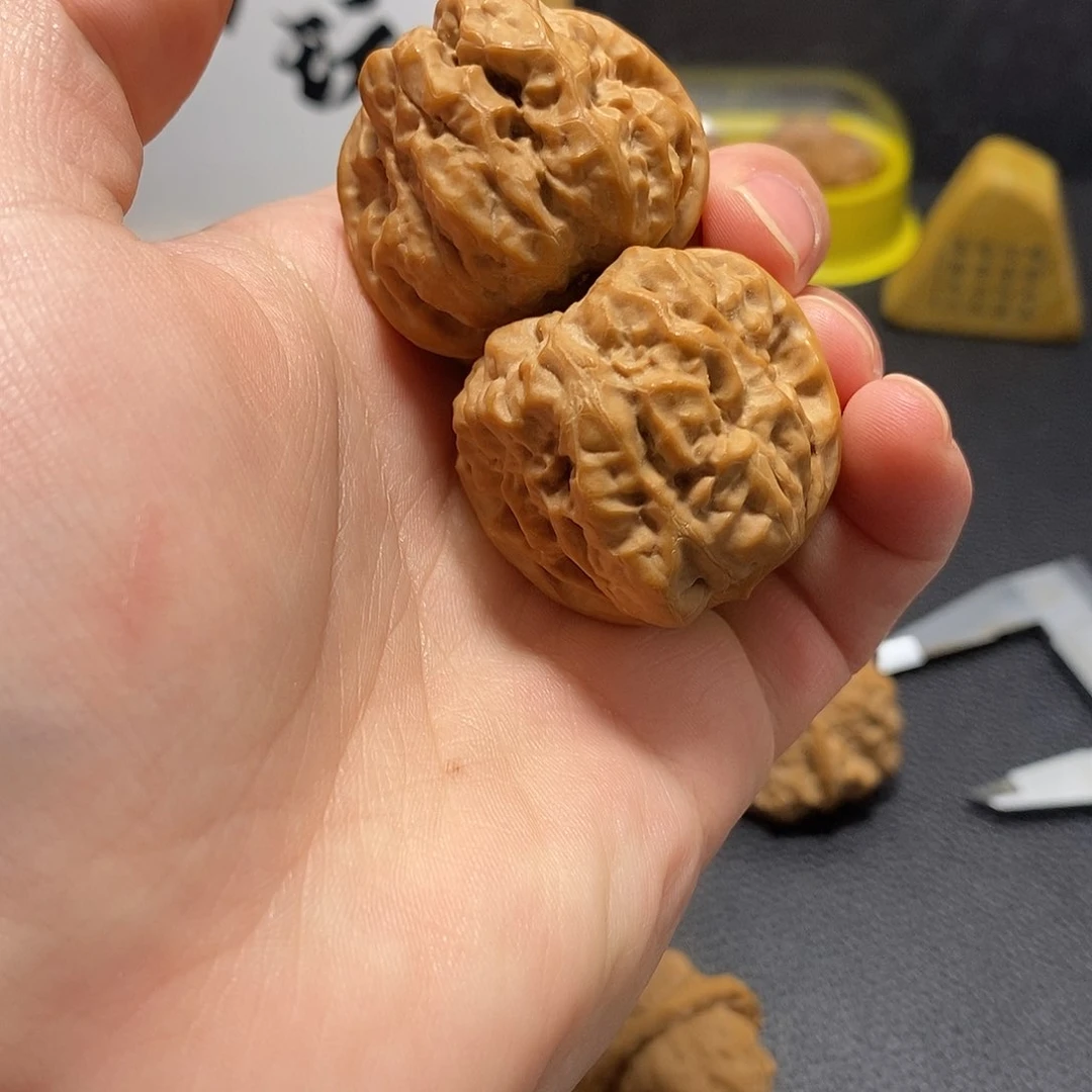 文玩核桃把件蛤蟆