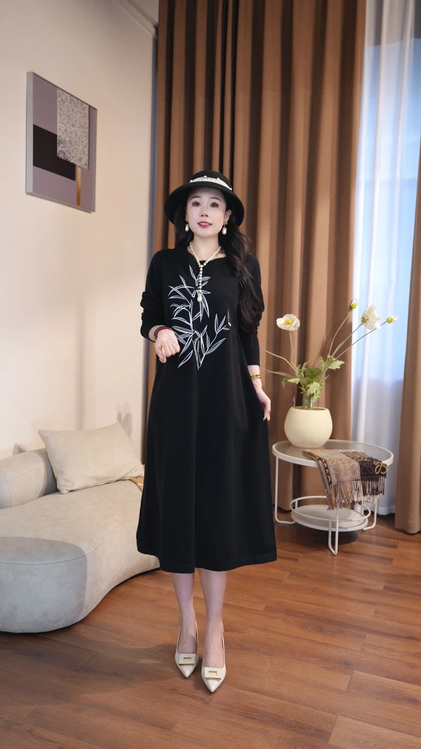 03222 新中式竹子秋冬新款加厚百搭宽松大码连衣裙