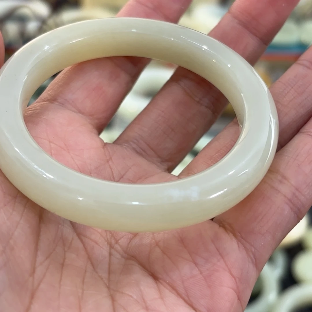 和田玉（糖玉）未镶嵌车挂