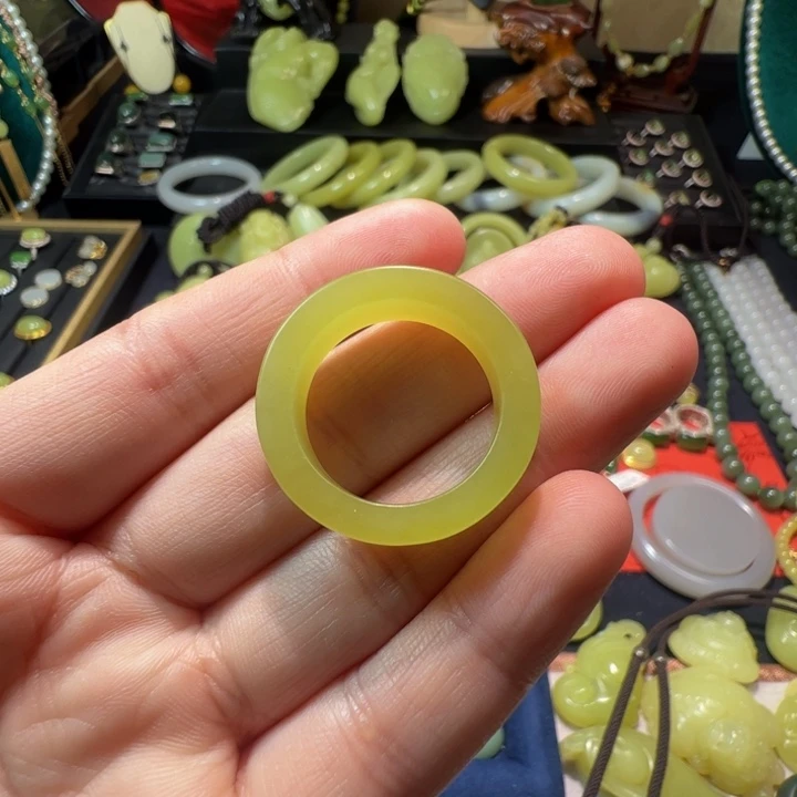 和田玉（黄玉）颈饰未镶嵌圈口20