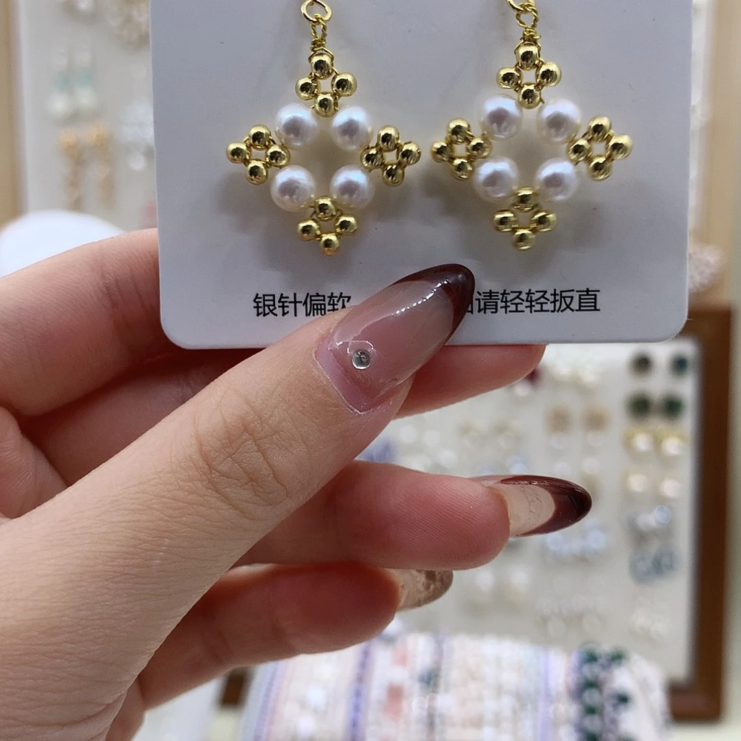 银S925镶嵌耳饰淡水珍珠