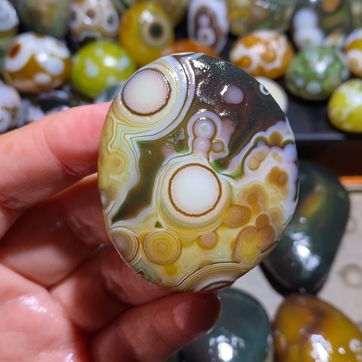 未镶嵌玛瑙/玉髓珠宝半成品34