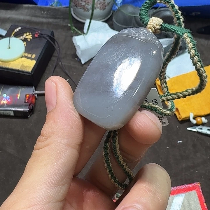 未镶嵌和田玉（糖玉）车挂