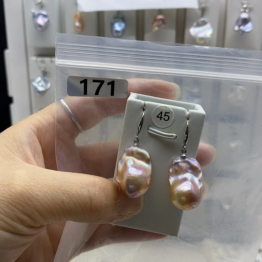 合金耳饰淡水珍珠