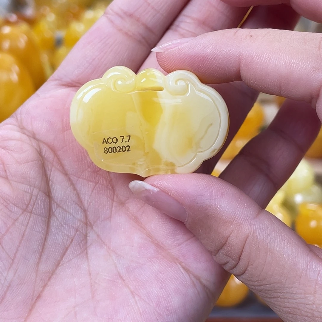 琥珀未镶嵌裸石h16