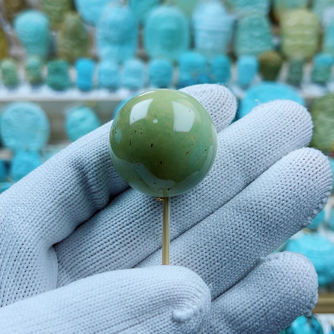 绿松石未镶嵌珠宝奇石