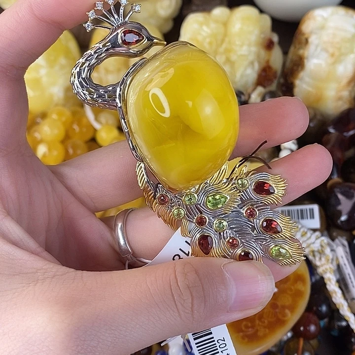 蜜蜡未镶嵌珠宝奇石