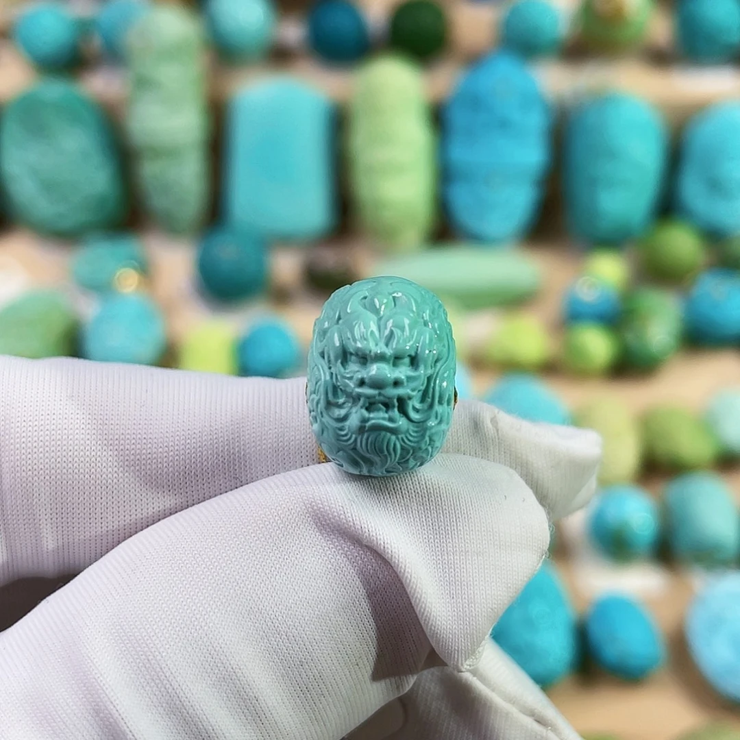 绿松石未镶嵌珠宝奇石