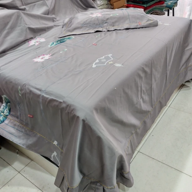 2.7×2.5米高端长绒棉绣花床单