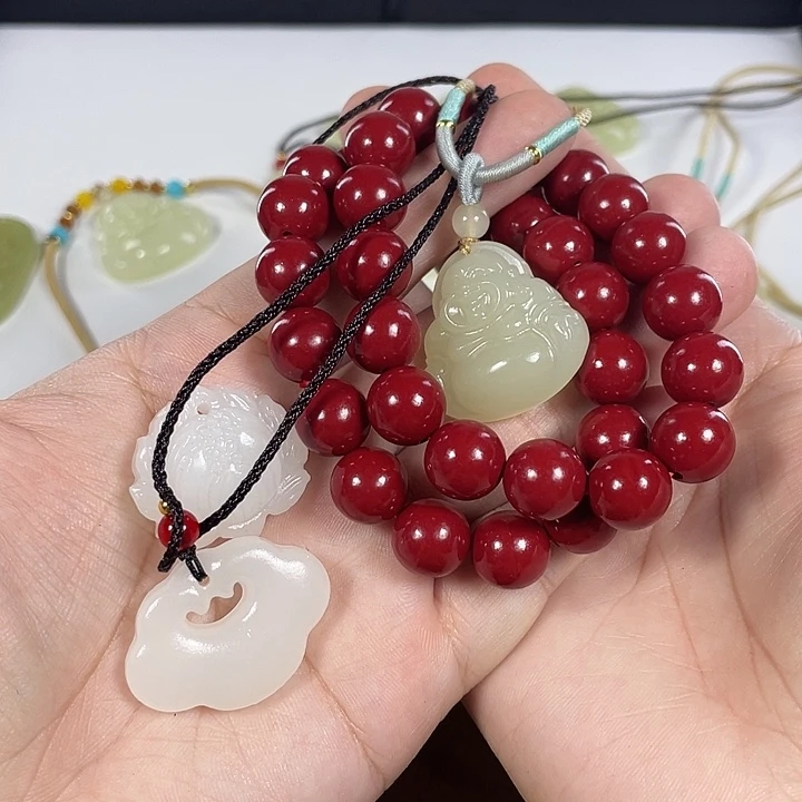 石英质玉未镶嵌颈饰到手5件