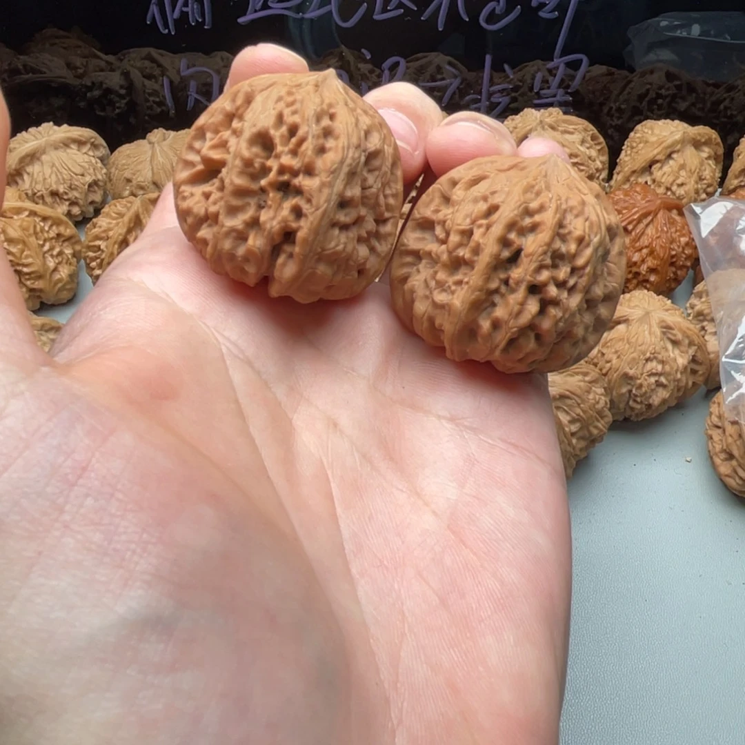 把件核桃39全品平谷凹底