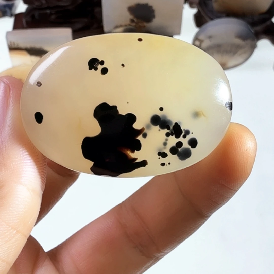 玛瑙/玉髓未镶嵌珠宝半成品