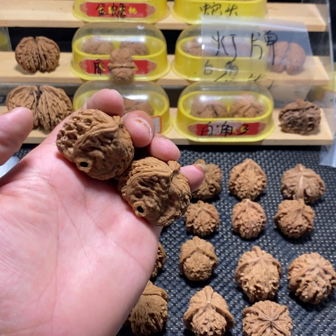 魔***T文玩核桃吊坠核桃异形