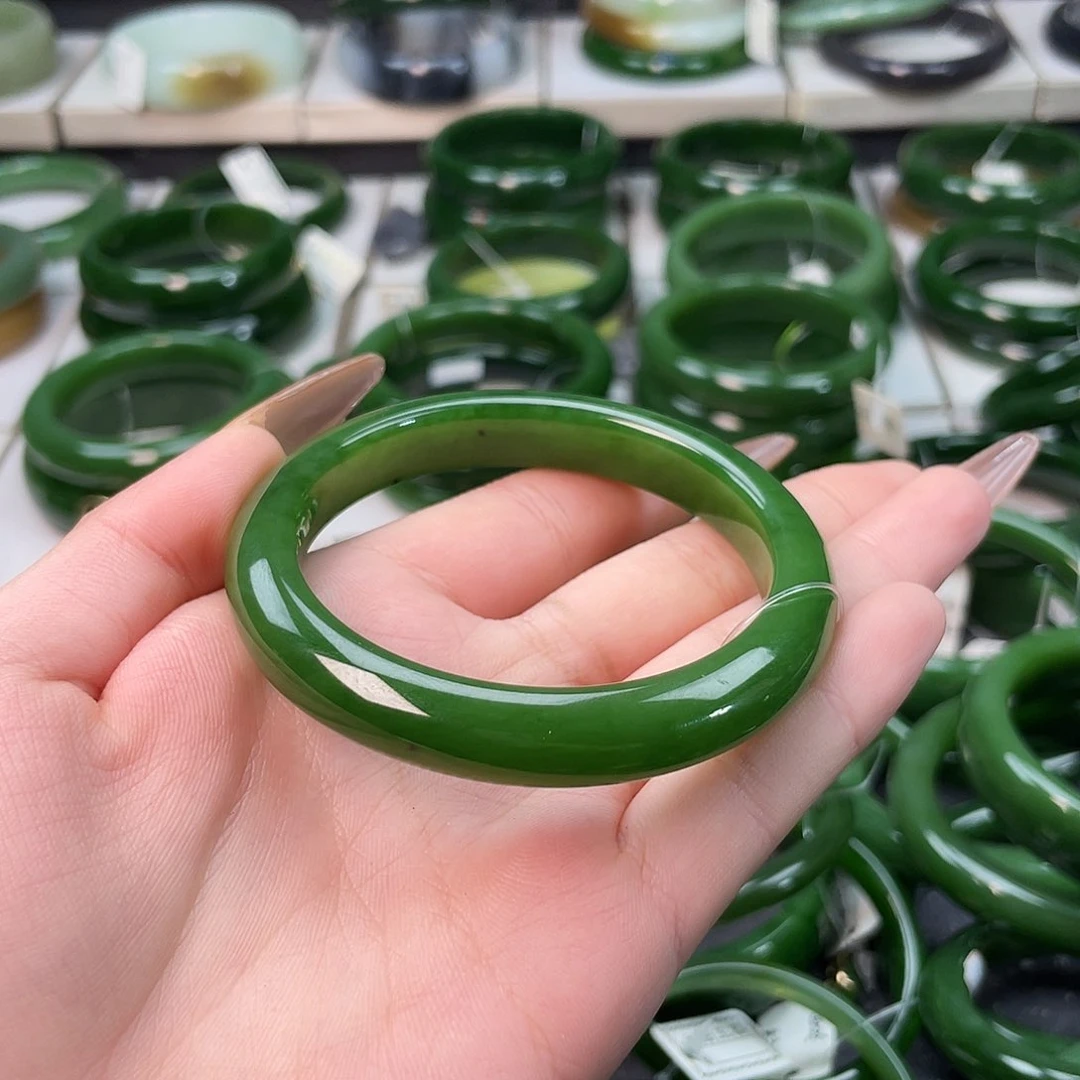 和田玉（碧玉）手镯未镶嵌