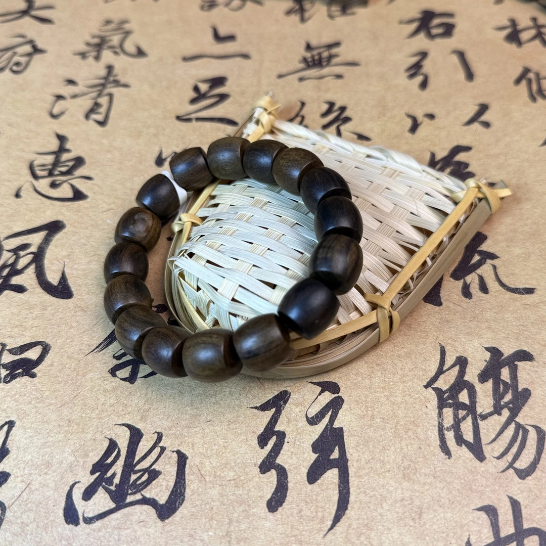 增香沉香木GY精品手串  高端文玩（无礼盒）