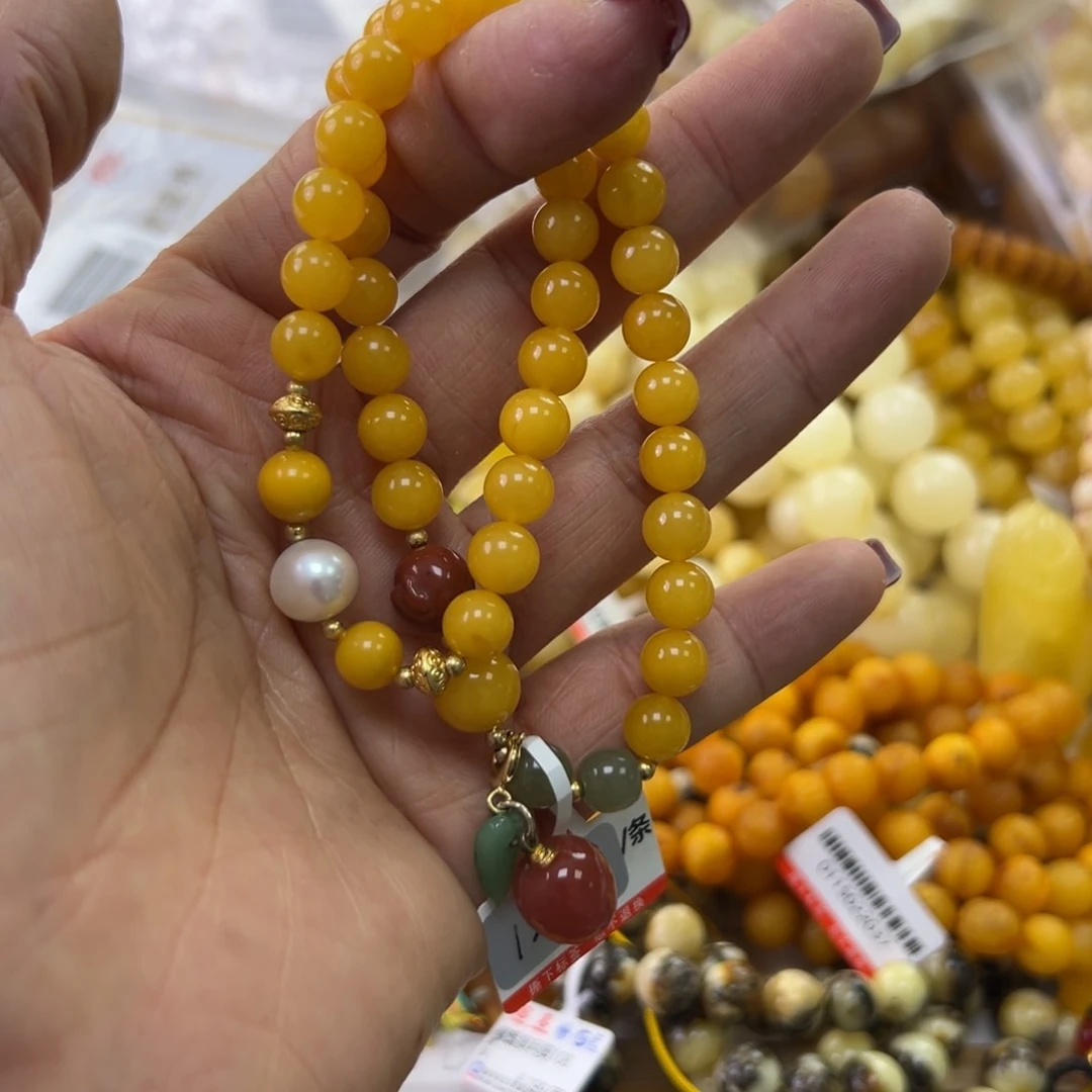 琥珀珠宝奇石未镶嵌