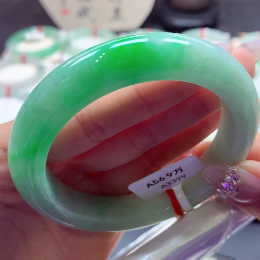 翡翠手镯未镶嵌51翡翠手镯99
