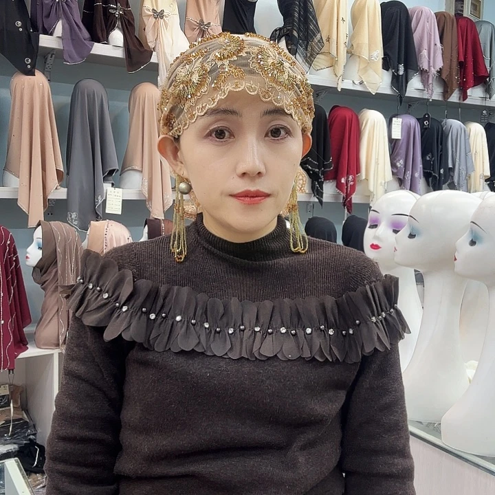 香槟金色手工流苏帽子