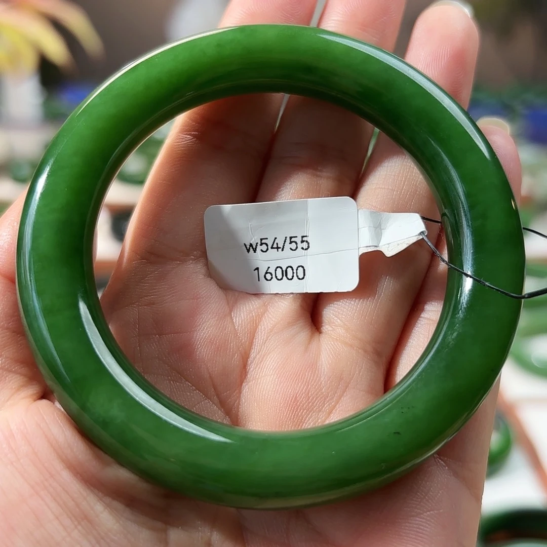 未镶嵌手镯和田玉（碧玉）