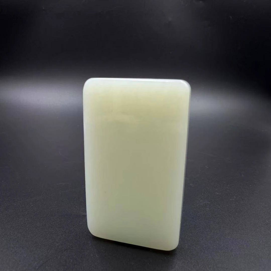 GWC-1211晚001和田玉无事牌