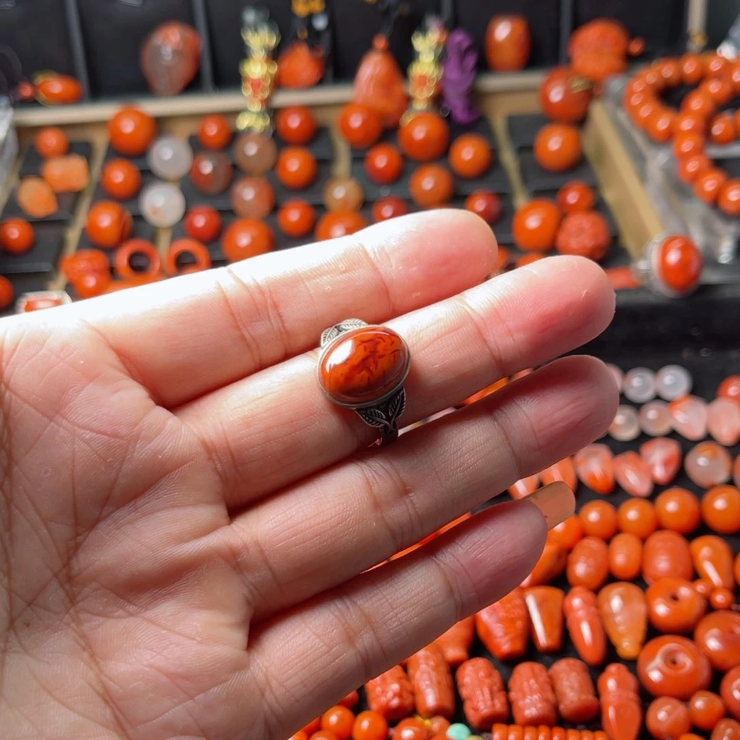 银S925镶嵌戒指南红玛瑙