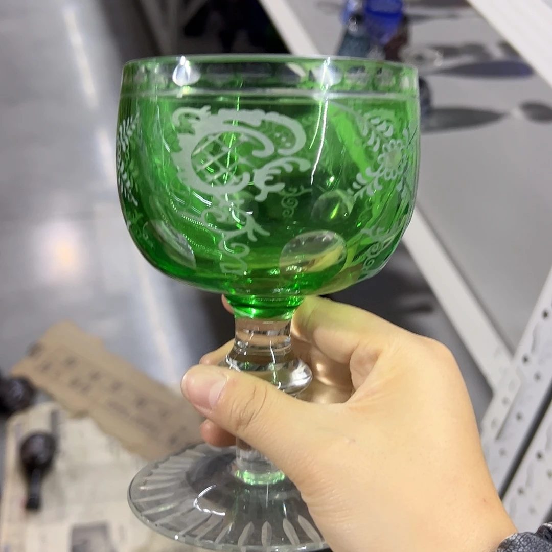 水晶玻璃平底款微瑕一个