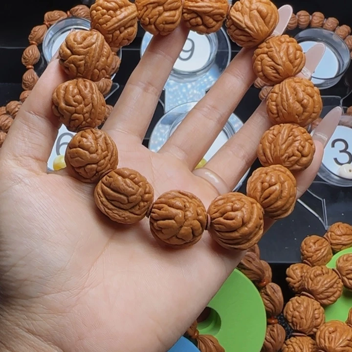 ە***࿐文玩核桃吊坠龙纹桃核