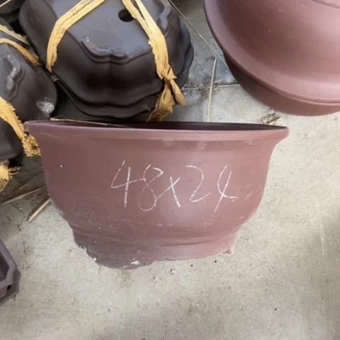 紫砂花盆 160-2。 48-24