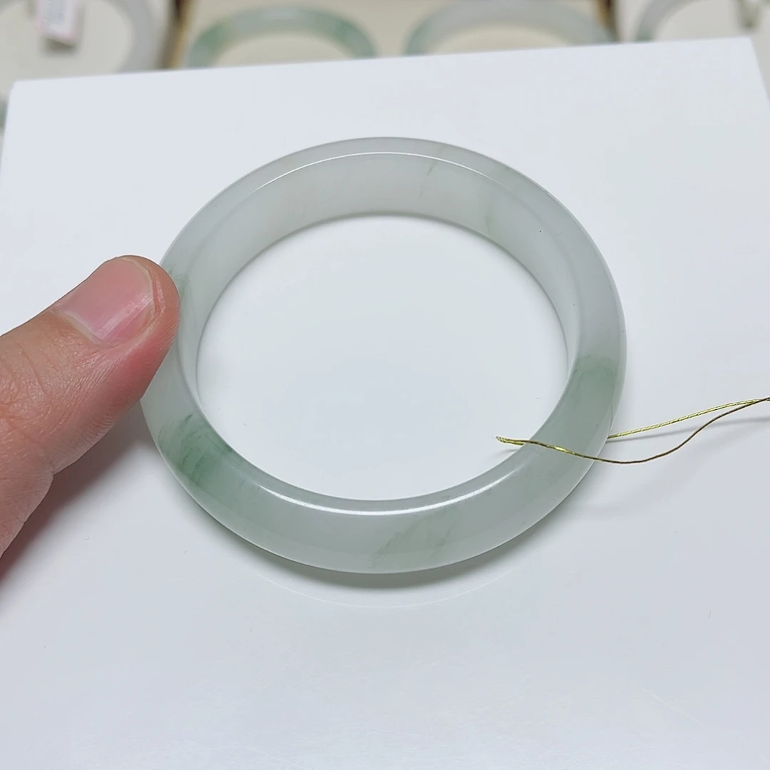 石英质玉手镯未镶嵌小*徐