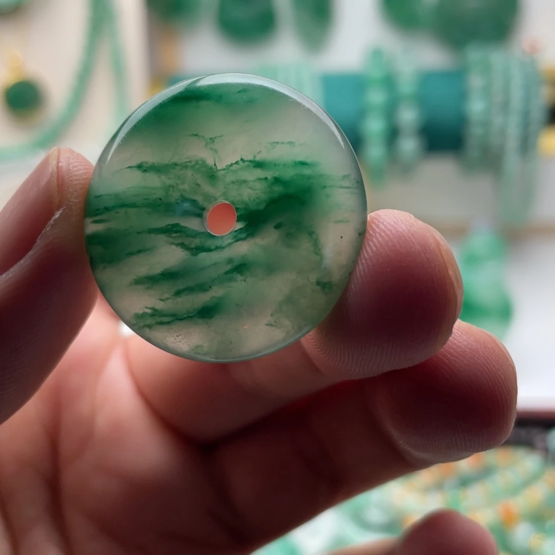 石英质玉未镶嵌吊坠(赠链)