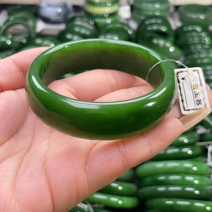 未镶嵌手镯和田玉（碧玉）