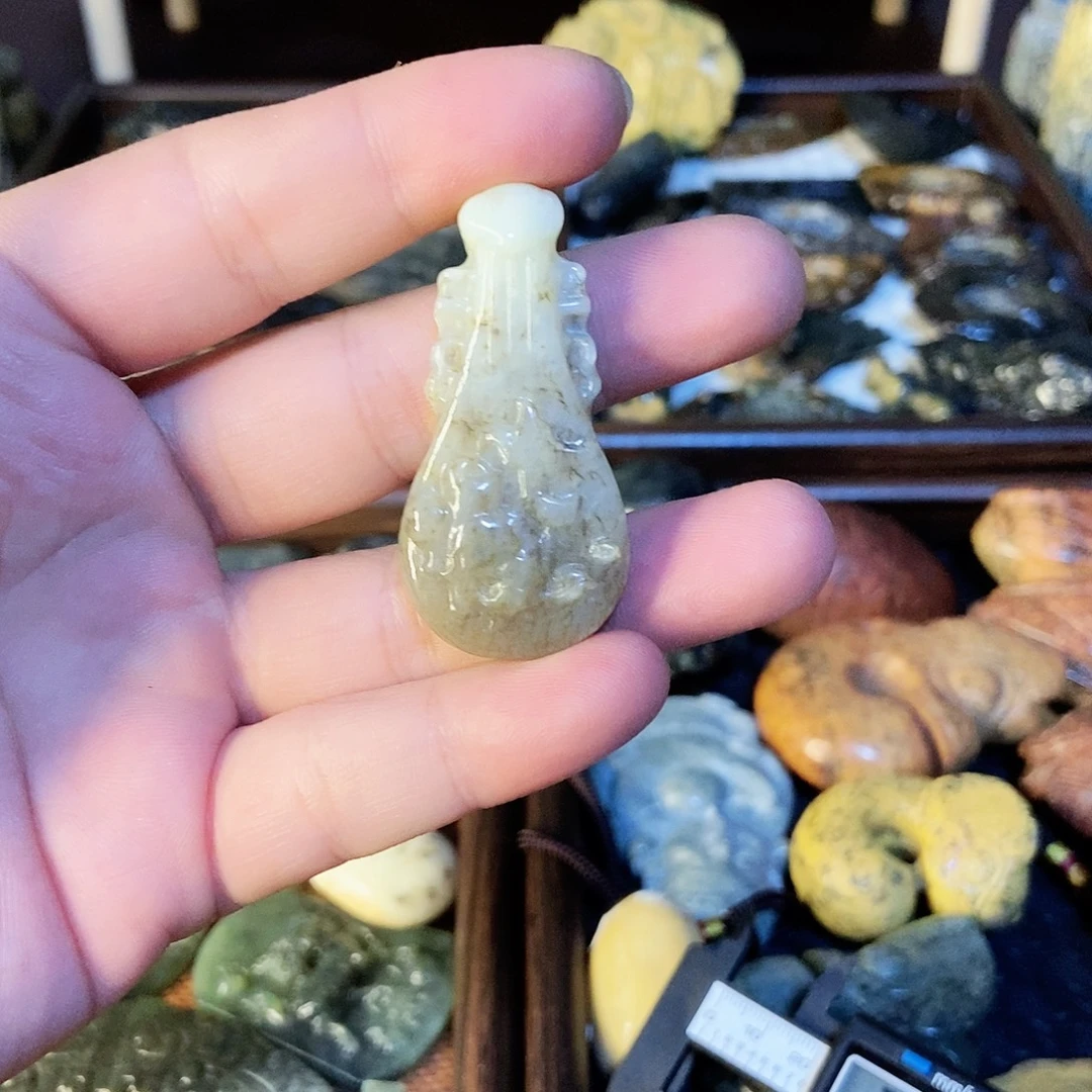 岫岩河磨玉（透闪石质玉）未镶嵌挂件