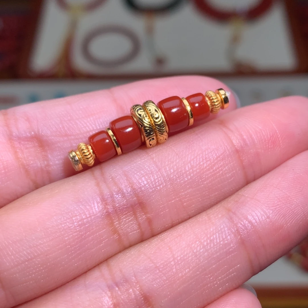 南红玛瑙未镶嵌颈饰