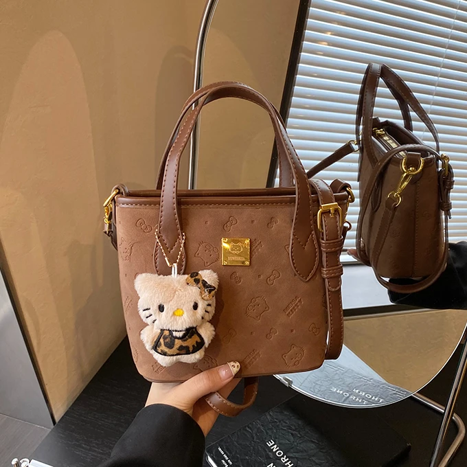 手提高级质感潮时尚洋气简约日韩休闲包青年包通勤包单肩包斜挎包