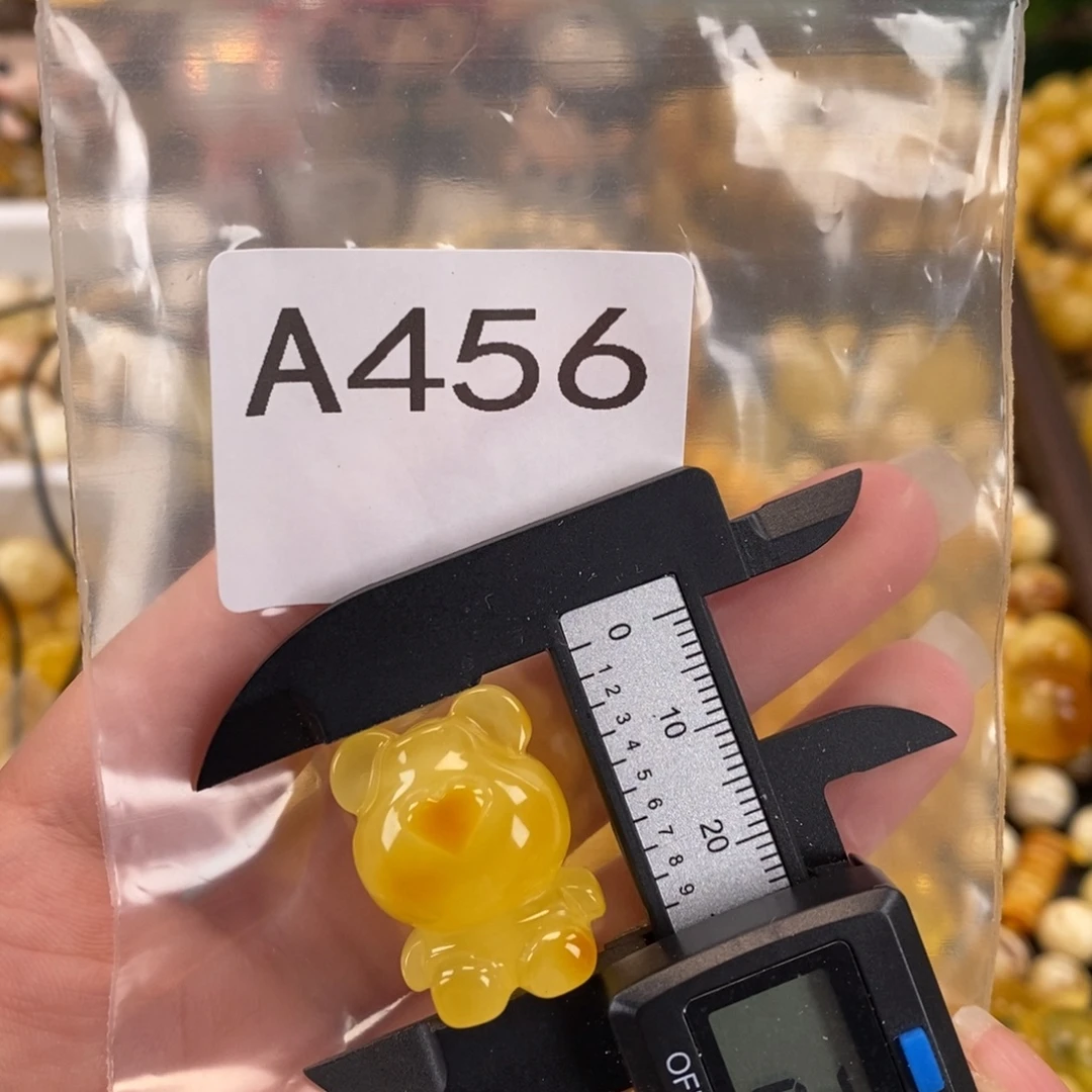 未镶嵌琥珀珠宝奇石