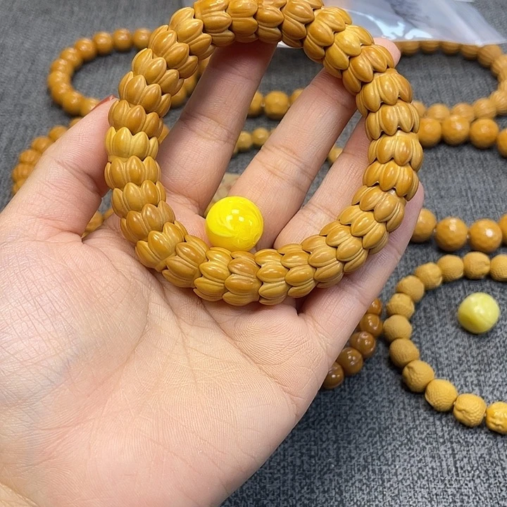 歆***文吊坠猴头核桃精品