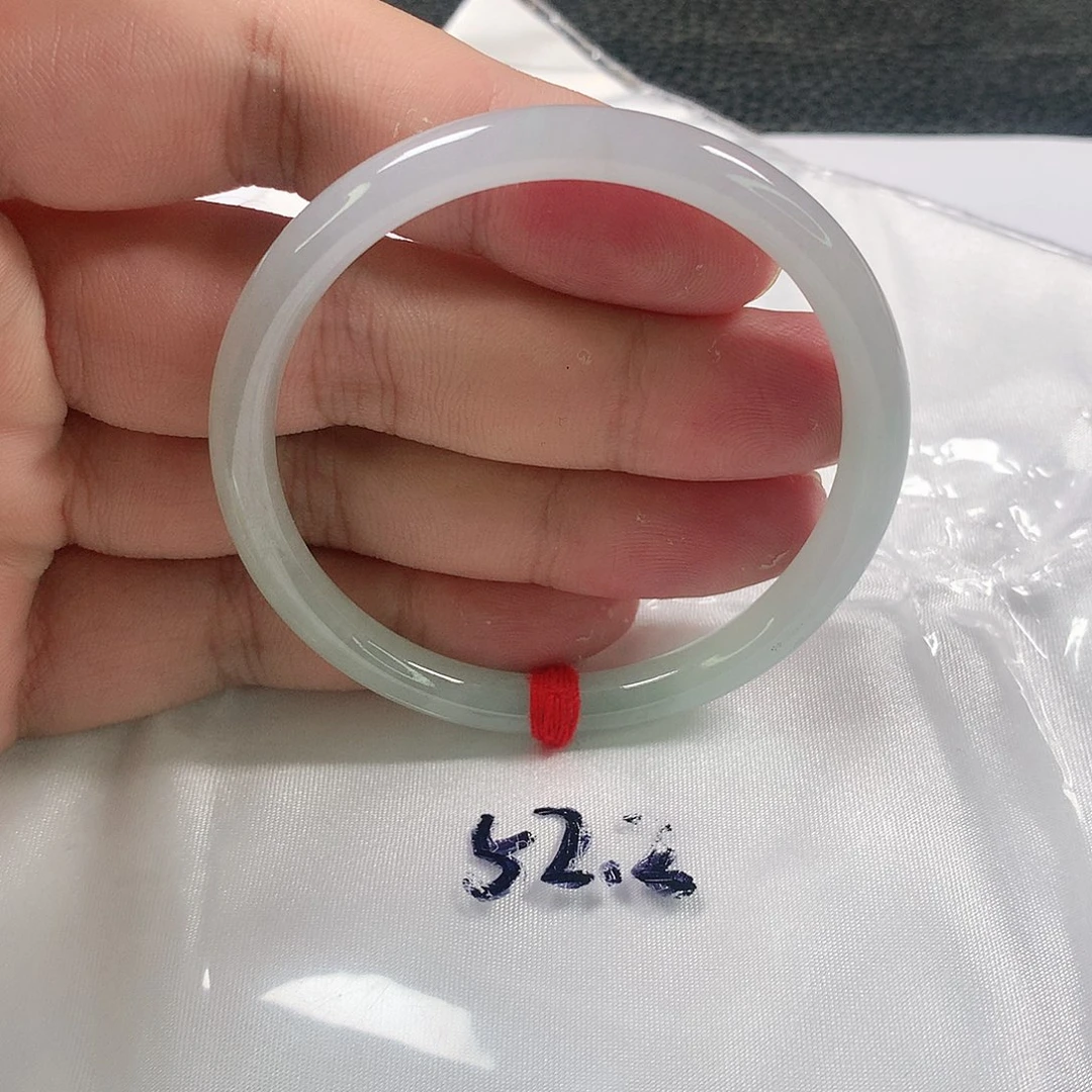 未镶嵌手镯（圆镯）翡翠388号