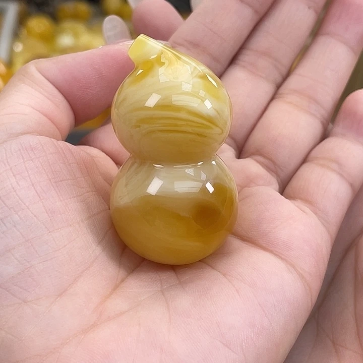 琥珀未镶嵌珠宝奇石琥珀h46