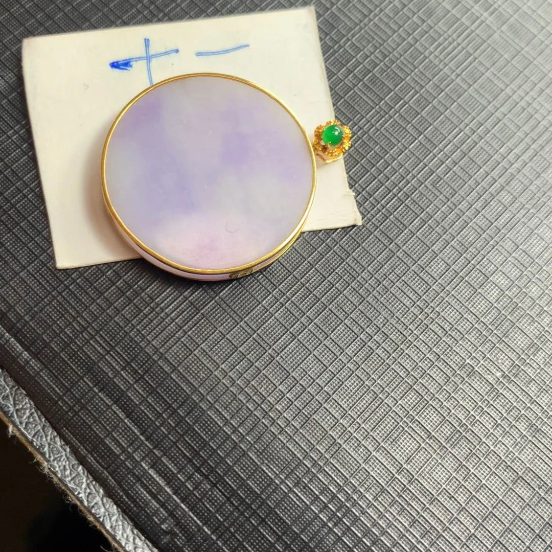 翡翠18K金镶嵌颈饰翡翠