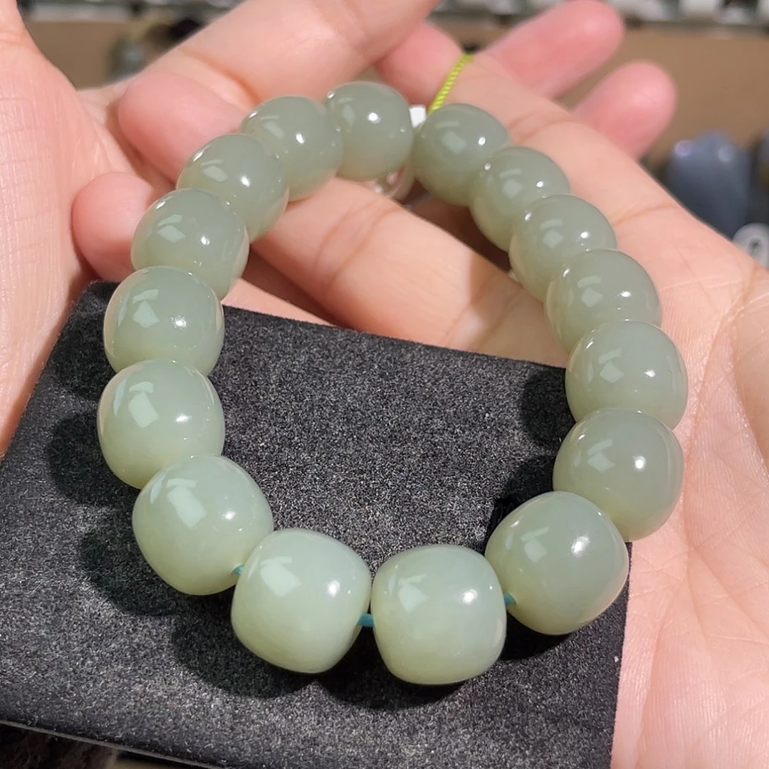 空***空和田玉未镶嵌手串